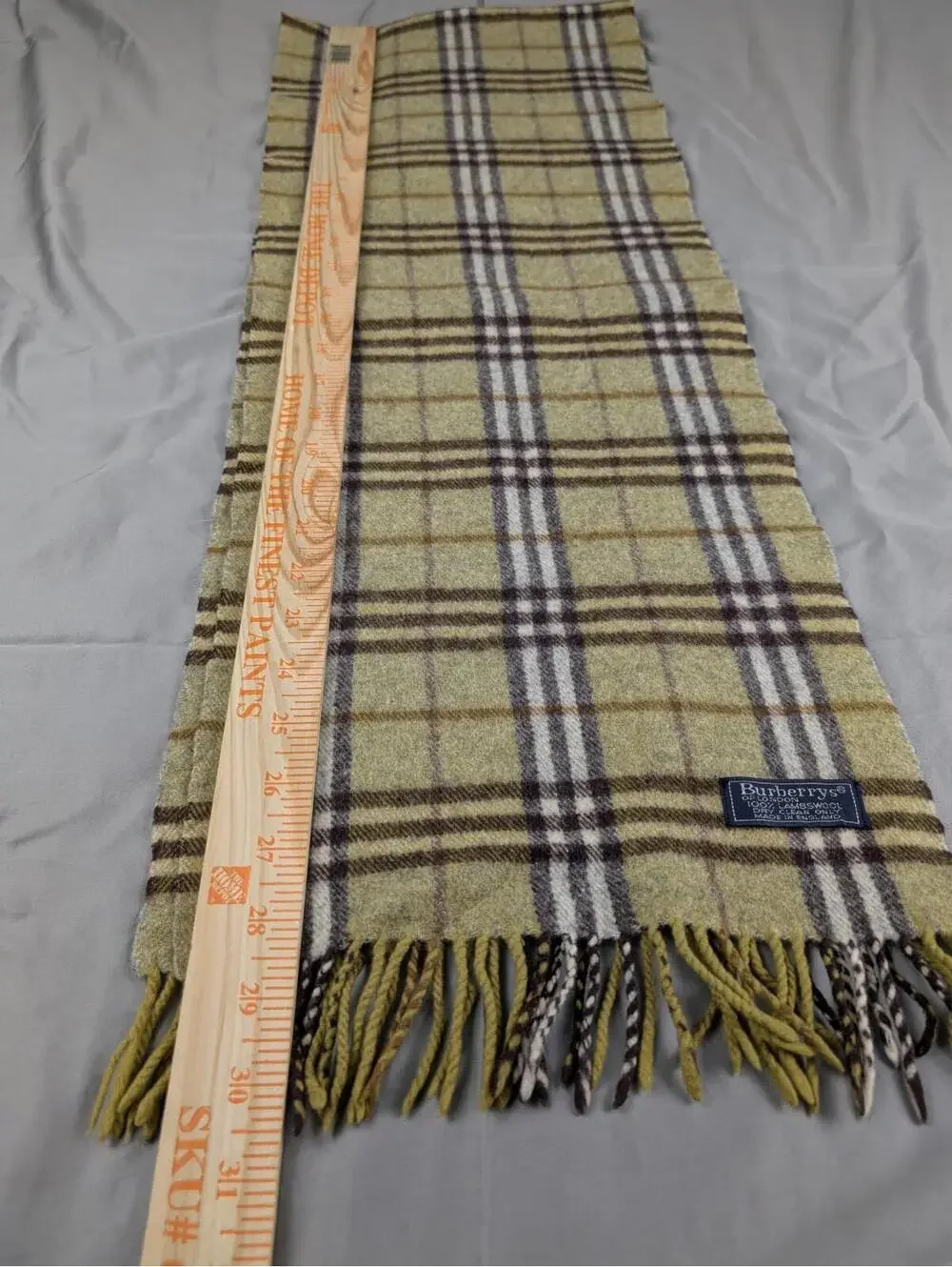 Vintage Burberry of London 100% Lambs Wool Scarf Multicolor Burberrys - Picture 3 of 4